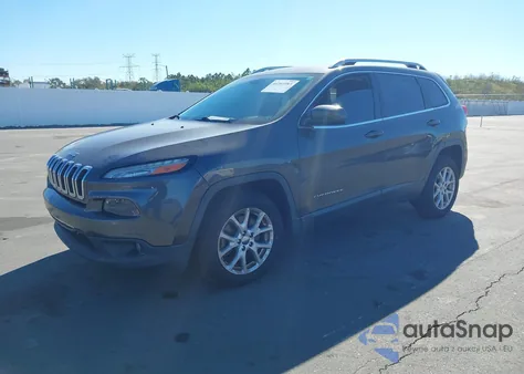2016 Jeep Cherokee Latitude z USA, uszkodzony, nr VIN 1C4PJLCB4GW177054
